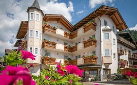 Hotel Siror